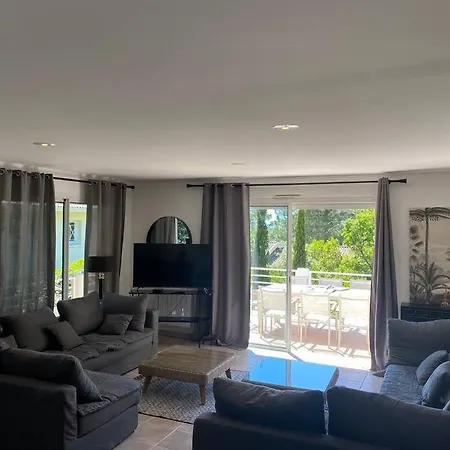 Villa Arethuse - Sur *