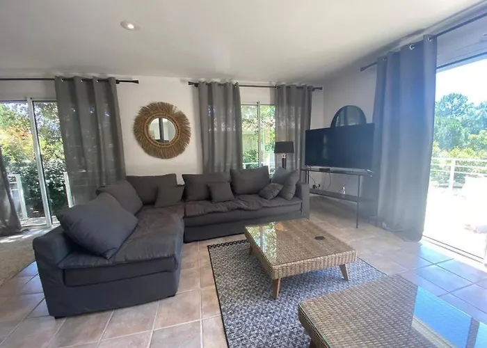 Villa Arethuse - Sur *